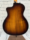 Taylor  224ce-K DLX SN:2208056527