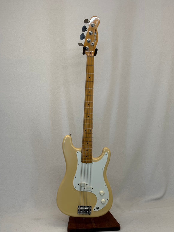 Used Fender Bullet Bass Deluxe SN:E000231