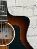 Taylor  224ce-K DLX SN:2204036406