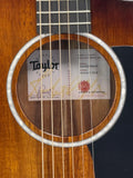 Taylor  224ce-K DLX SN:2204036406