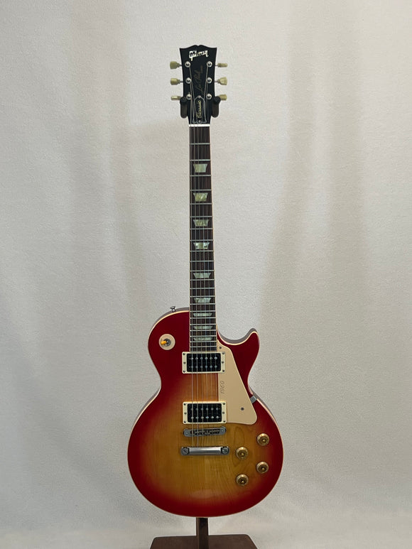Used 2005 Gibson Les Paul Classic Heritage Cherry Sunburst SN:055771