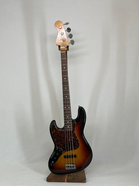 Used 1984-1987 Fender Jazz Bass Left Handed – Strings & Things 