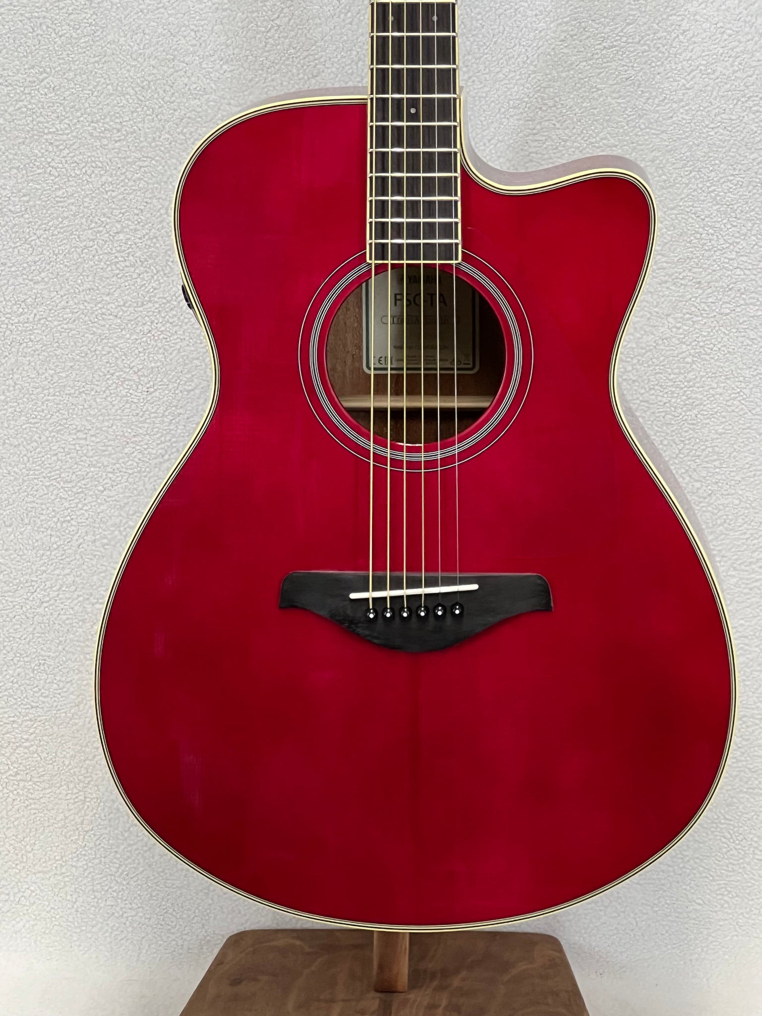 Yamaha FSC-TA Ruby Red SN:IIN041794 – Strings & Things Music LLC