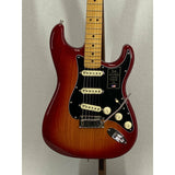 Fender American Ultra Luxe Stratocaster Plasma Red Burst SN:US210061617